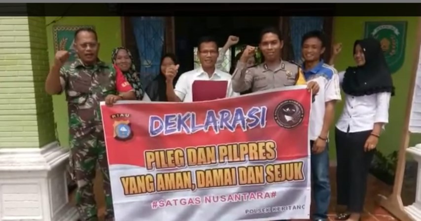 Babinsa Petalongan Koramil 09/Kemuning Sosialisasikan Deklarasi Aman dan Damai dalam Pemilu 2019