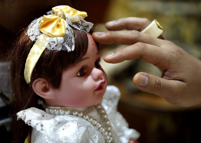 Fenomena Sprit Doll dari Sudut Pandang Psikolog