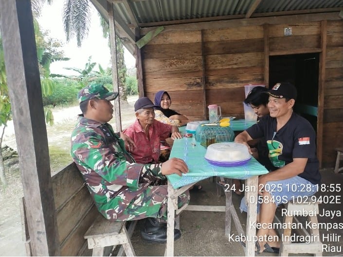 Pembinaan Demografi, Babinsa Koramil 03/Tpl Komsos Dengan Mitra Karib