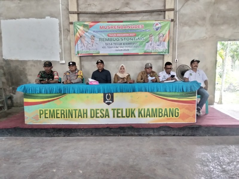BABINSA KORAMIL 03/TPL HADIRI MUSRENBANGDES DAN REMBUK STUNTING TAHUN 2027 YANG DIGELAR DI DESA TELUK KIAMBANG