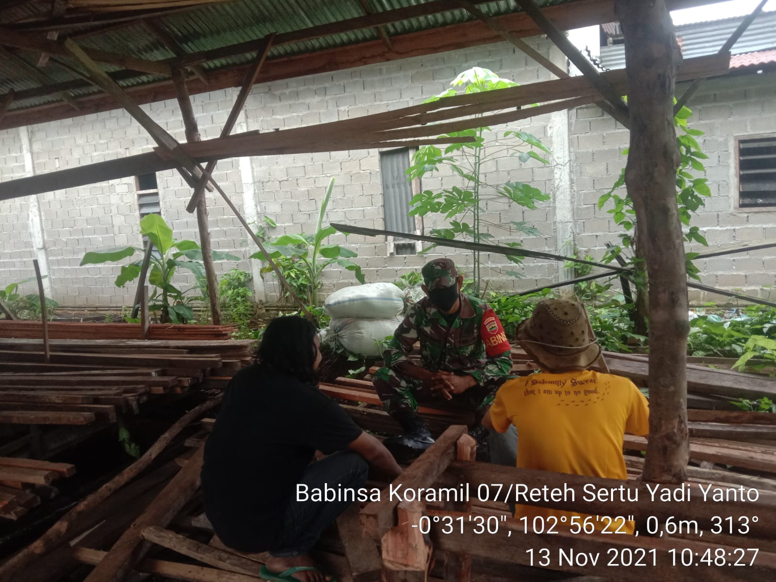 Babinsa Koramil 07/Reteh Himbau Pemuda untuk Tidak Menggunakan Narkoba