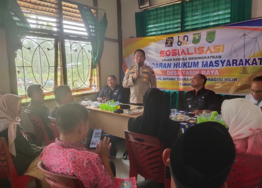 Sosialisasi Hukum, Kapolsek Barang Tuaka; Langkah Awal Menuju Masyarakat yang Taat Hukum