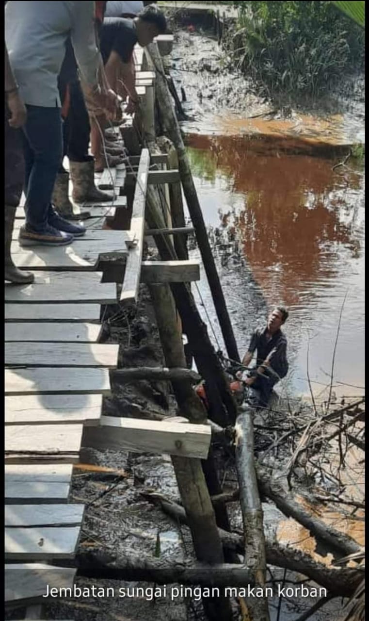 Bukan Sungai Piring, Kali Ini Jembatan Sungai Pinggan di Inhil Kembali Memakan Korban