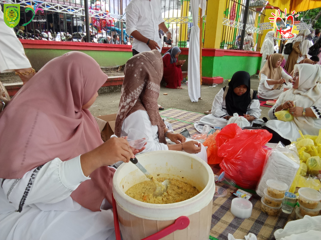 Tradisi Masyarakat Inhil Sajikan Bubur Asyura saat Bulan Muharram