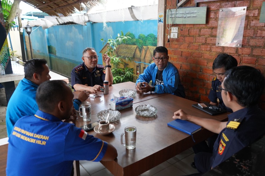 Sinergi Pemuda dan Bea Cukai: KNPI Inhil Ajak Genjot Ekspor Produk UMKM