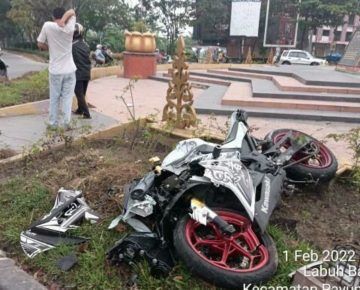 Tabrak Bundaran Tugu Songket Pekanbaru, Anggota TNI AU Tewas di Tempat
