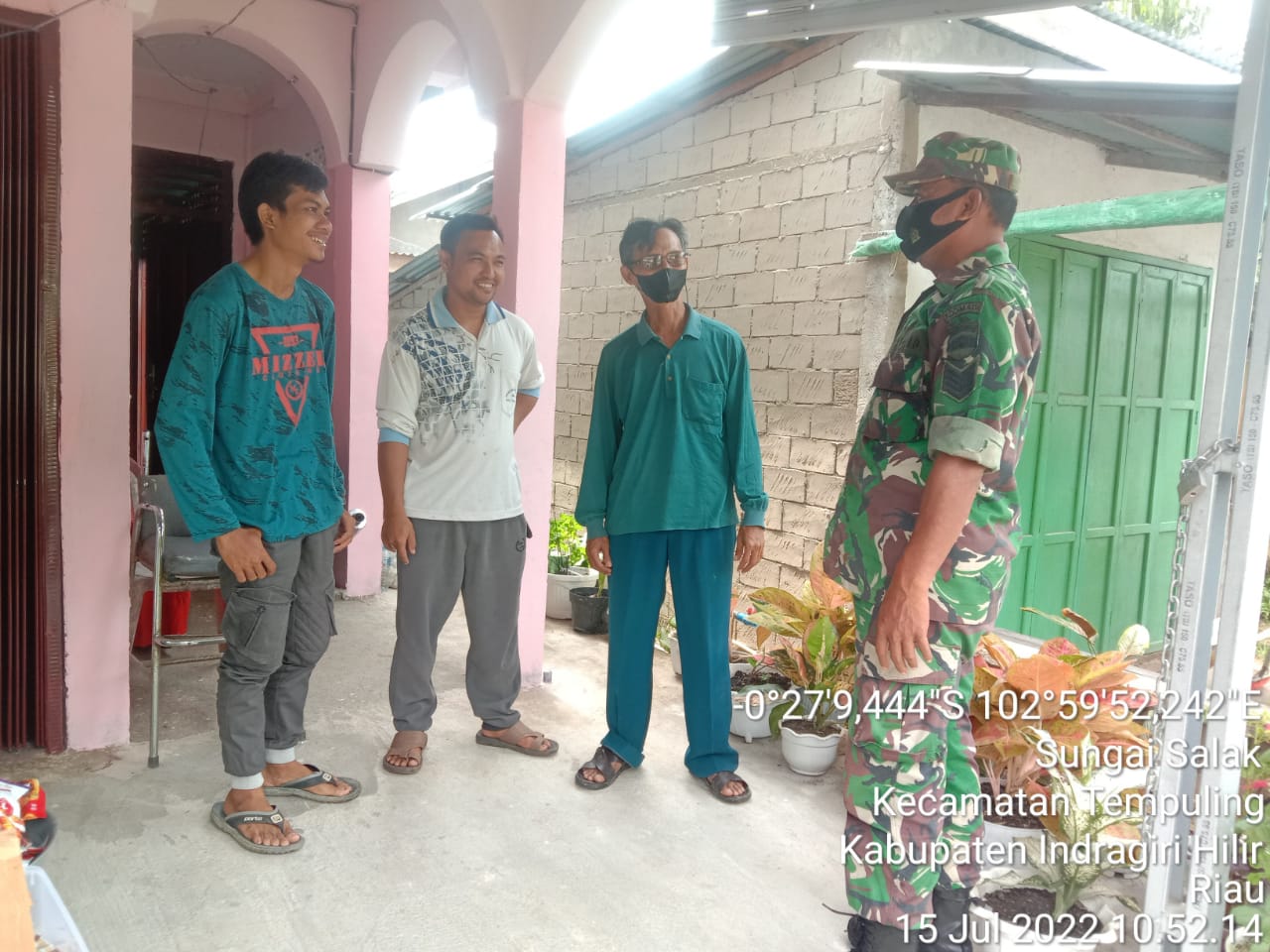 Komsoss Babinsa 03/Tempuling Dan Warganya, Tumbuhkan Kekompakan Serta Kemanunggalan