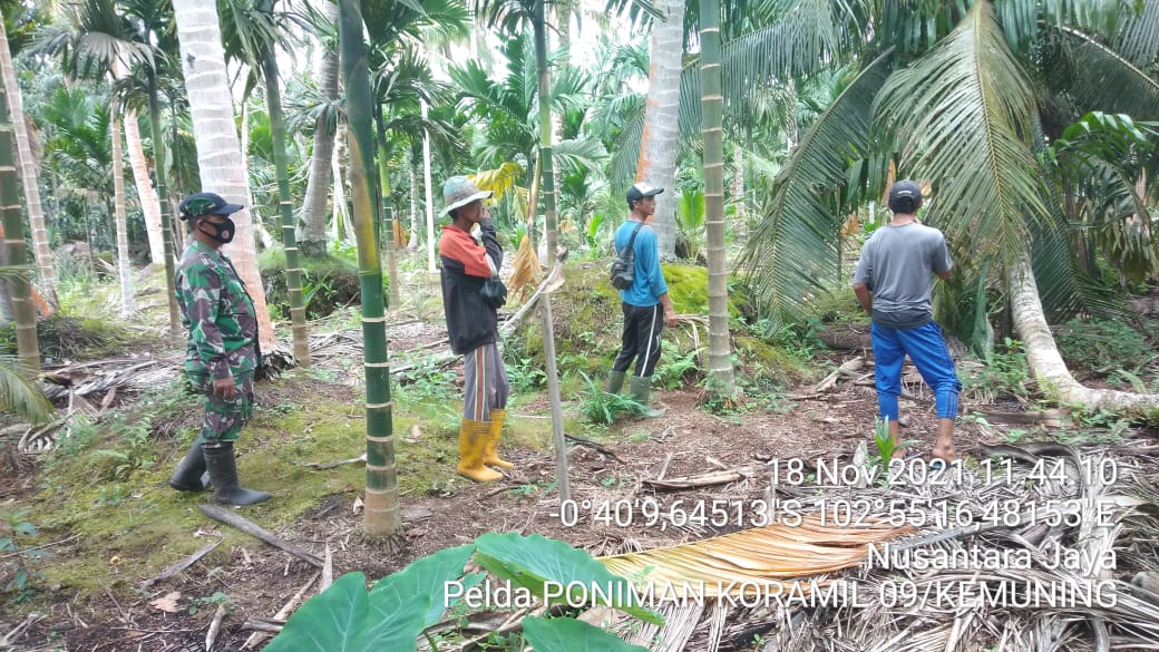 Bisa Dipidana, Babinsa Koramil 09/Kemuning Sampaikan Himbauan Larangan Membuka Lahan dengan Membakar