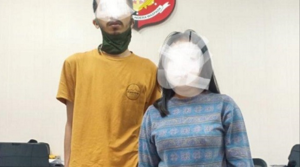 Suka Lihat Istri Berzina dengan Pria Lain Demi Fantasi Seks, Pria Ini Dibekuk Polisi 