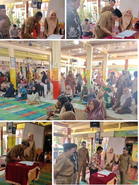 Pertemuan Perdana Komite SMA Negeri 5 Pekanbaru dengan Ortu Siswa Baru Sepakati Pakaian Seragam Pertemuan Perdana Komite SMA Negeri 5 Pekanbaru dengan Ortu Siswa Baru Sepakati Pakaian Seragam