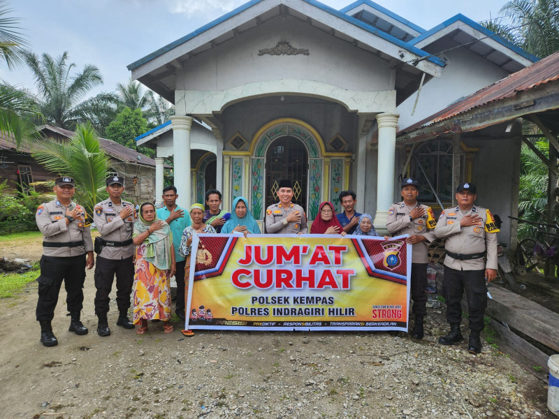 Jumat Curhat di bulan Ramadhan,  Kapolsek Kempas Ajak Warga Jaga Kamtibmas