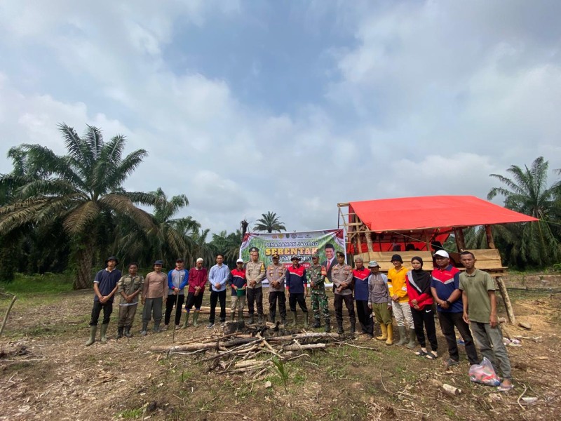 Kades Kemuning Tua: Program Penanaman Jagung untuk Meningkatkan Ketahanan Pangan Masyarakat