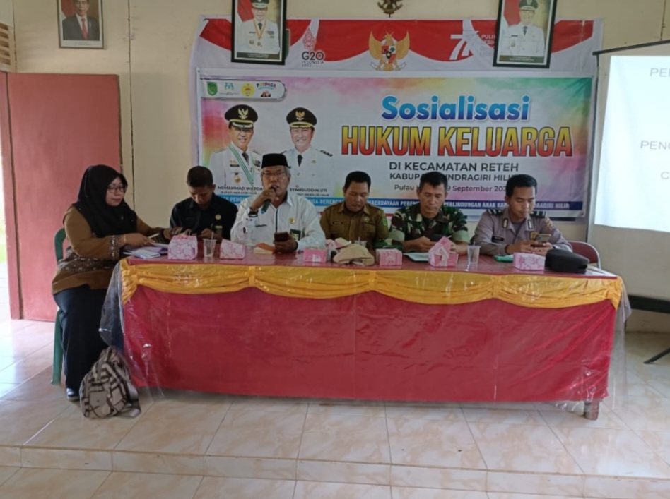 Di Aula Kantor Camat Reteh, DP2KBP3A Inhil Sosialisasi Hukum Keluarga