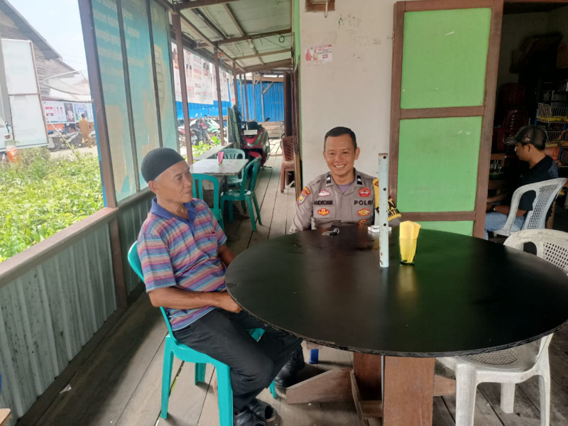 Bhabinkamtibmas Desa Teluk Sungka Himbau Tokoh Pemuda Untuk Hindari Berita Hoax