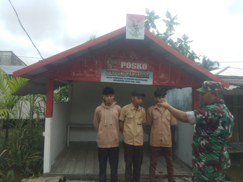 Komsos Bersama Pelajar Oleh Koramil 07/Reteh