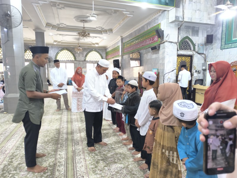 Bupati Inhil Herman, Ajak Masyarakat Perbanyak Ibadah di Bulan Ramadan