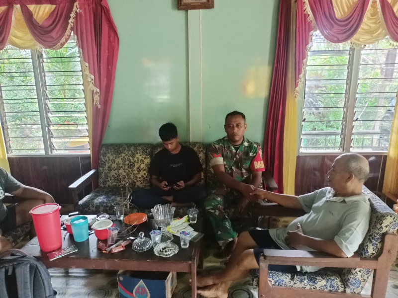 Koramil 07/Reteh Bantu Masyarakat Dalam Menjaga Keamanan dan Ketertiban Di Lingkungan