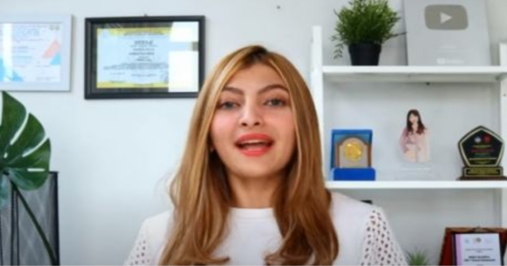 Ini Klarifikasi Sarah yang Lelang Keperawanan Rp 2 M Demi Covid-19