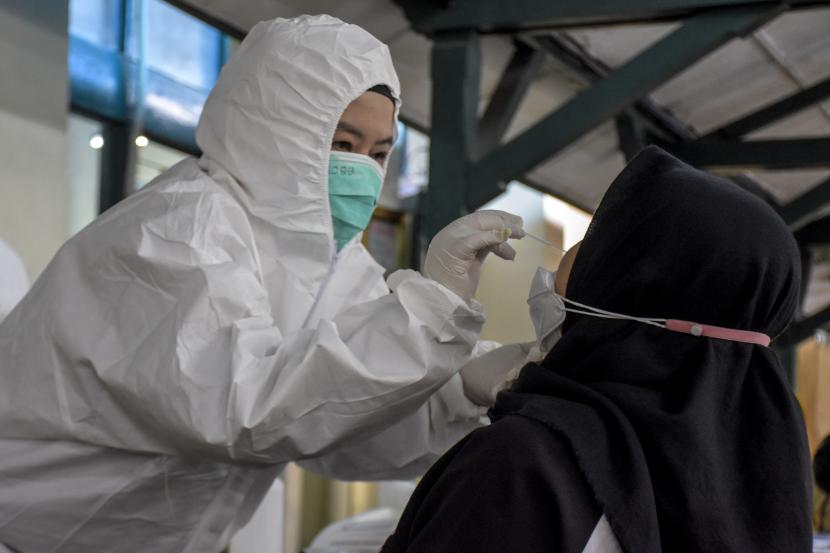 Satgas: Laju Kasus Positif Harian Covid-19 Bertambah 2.164 Orang