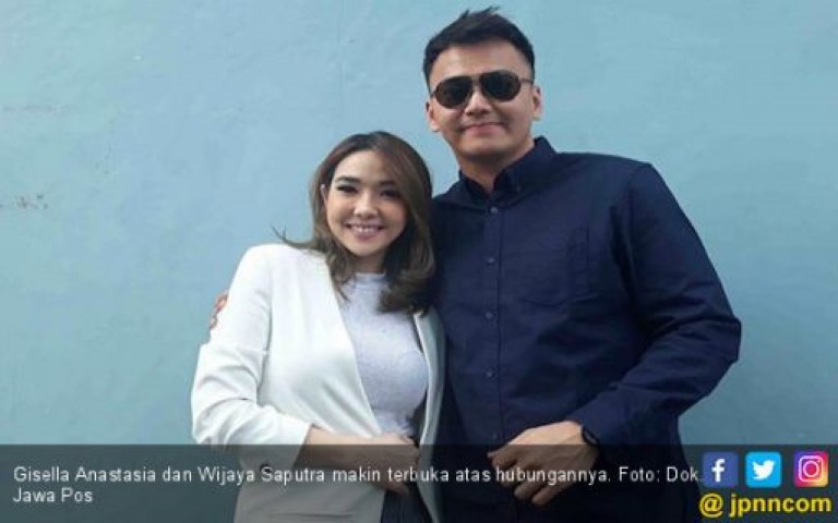 Gisel Bantah Seranjang dengan Wijaya Saputra