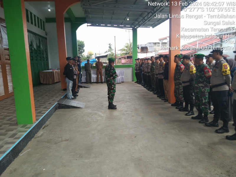 Danramil 03/Tpl Pimpin Apel sebelum Pendistribusian Kotak Surat Suara Ke PPS di Kecamatan Tempuling
