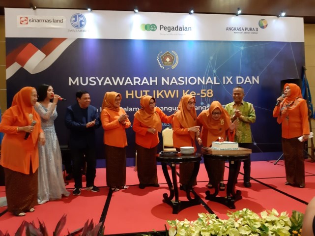 Ny. Indah Kirana Pimpin IKWI Pusat Periode 2019-2024