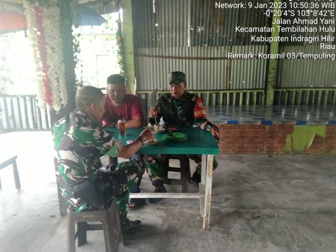 Danramil Bersama Babinsa Koramil 03/Tpl Laksanakan Komsos Dengan Mitra Karib