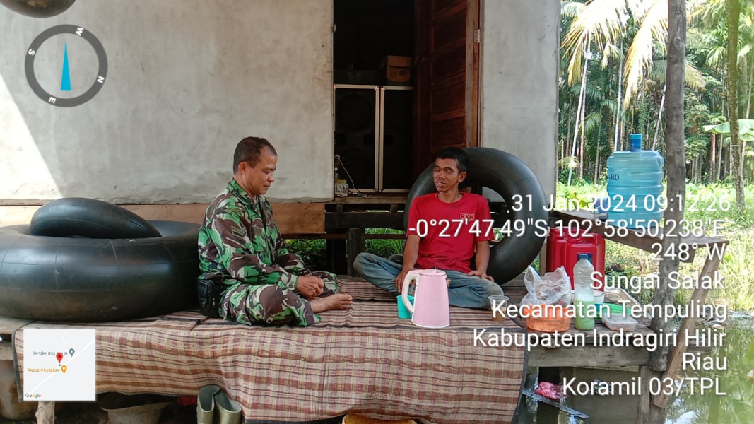 Komsos Babinsa 03/Tpl Ke Semua Elemen Masyarakat Termasuk Mekanik Bengkel