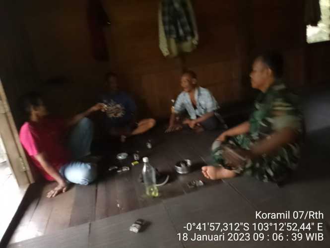 Bersama Kopda Sudarwis Rutin Turun Ke Wilayah Jalin Hubungan Baik