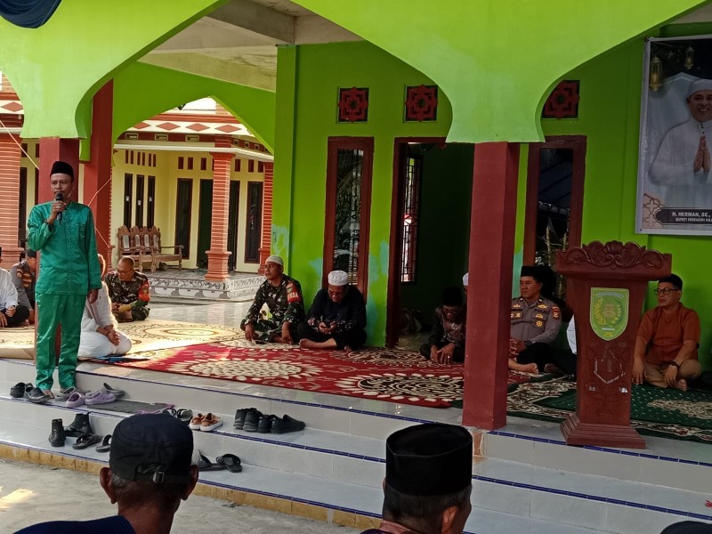 Babinsa Serda Suirwansah Hadiri Safari Ramadhan 1447 H, Jalin Sinergi Pemerintah dan Masyarakat di Desa Kulim Jaya