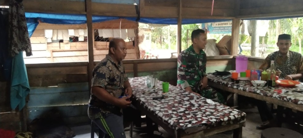 Babinsa 05/Gas Jalin Hubungan Harmonis dengan Warga Binaan