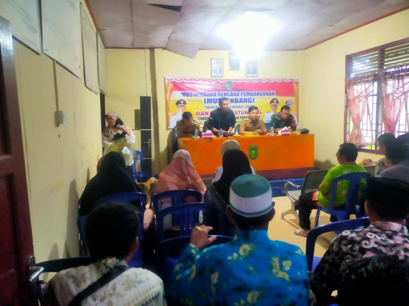 Tingkatkan Kesejahteraan Rakyat, Danramil 03/Tpl Ikuti Musrenbang Kelurahan Tempuling