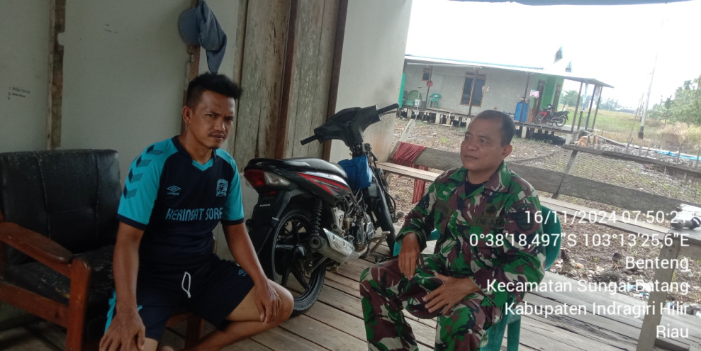 Jalin Silaturahmi Dengan Sesama Melalui Komsos Bersama Serka M. Hasan