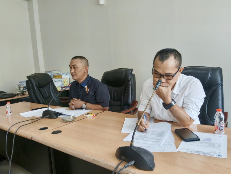 Banyak Masyarakat yang Berobat Berbayar Meski Memiliki SKTM, DPRD Inhil Soroti Lemahnya Koordinasi Puskesmas dan Dinkes dengan BPJS