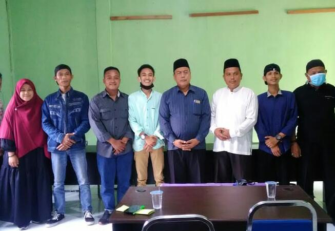 IMKKM-B Audiensi ke MUI Bengkalis Terkait Maraknya Penyakit Masyarakat IMKKM-B Audiensi ke MUI Bengkalis Terkait Maraknya Penyakit Masyarakat