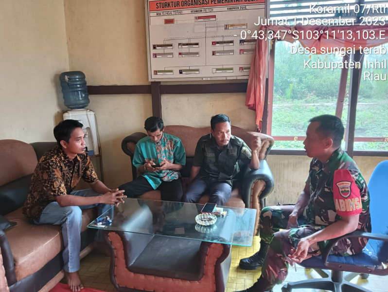 Koramil 07/Reteh Menghimbau Kepada Masyarakat Tentang Bahaya Narkoba dan Jaga Kebersihan Lingkungan