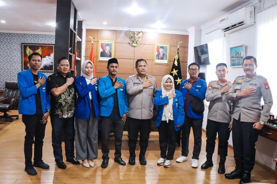 Kapolda Kepri Irjen Pol. Asep Safrudin TerimaSilaturahmi PMII Bahas Antisipasi TPPO dan Keamanan investasi di Kepri Kapolda Kepri Irjen Pol. Asep Safrudin TerimaSilaturahmi PMII Bahas Antisipasi TPPO dan Keamanan investasi di Kepri
