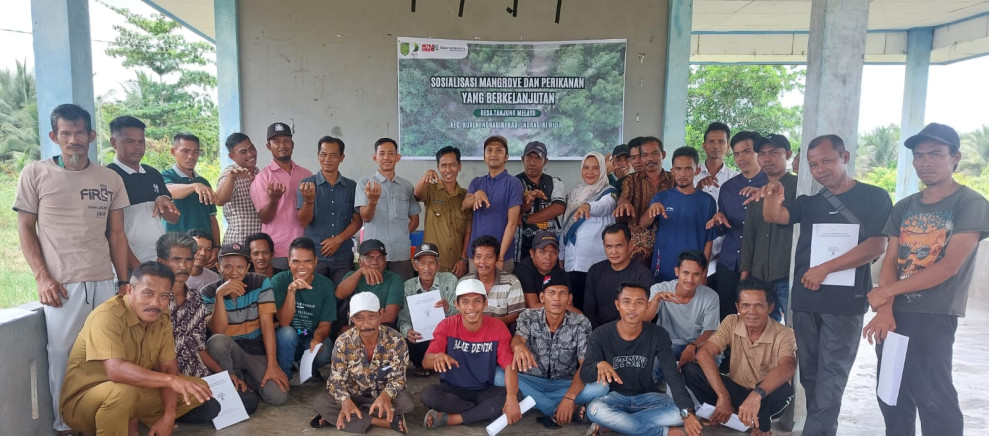 Bersama Pemdes Tanjung Melayu, YMI Berikan Pemahaman Kepada Masyarakat Tentang Mangrove dan Perikanan