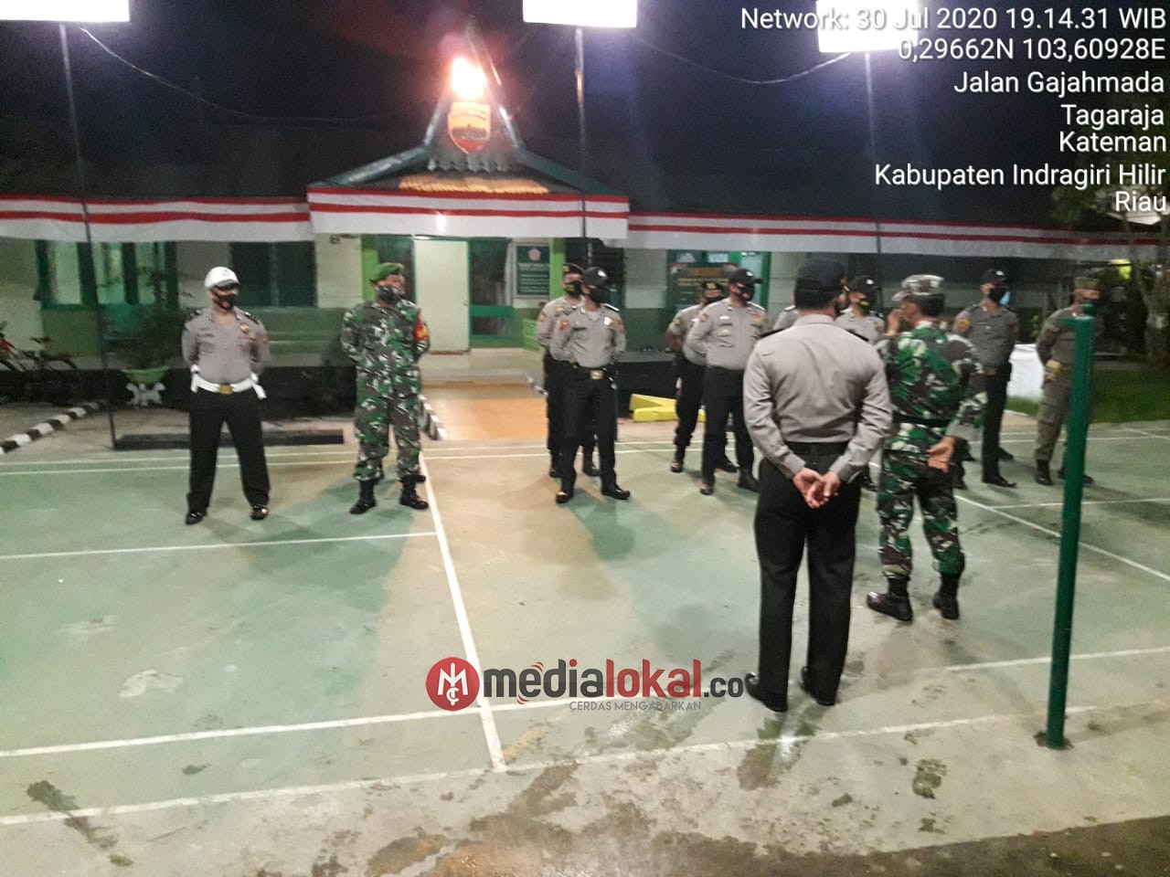Jaga Kondisifitas, Koramil 06/Kateman Laksanakan Pam di Pasar Sungai Guntung