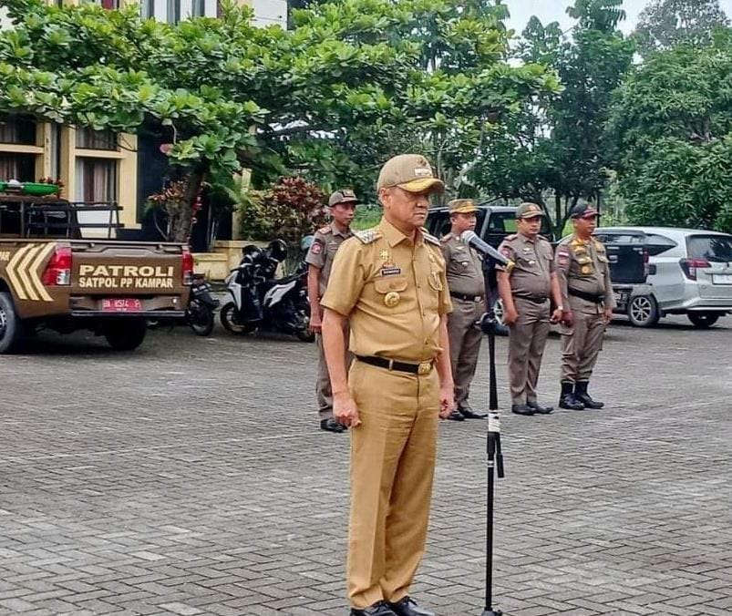 Melalui Apel Pagi, Pj Bupati Kampar Minta Seluruh Personil Satpol PP Agar Siap Siaga