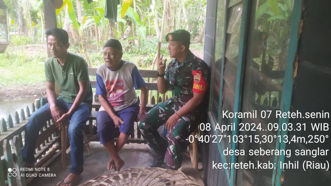 Ciptakan Kamtibmas Bersama Koramil 07/Reteh Serda Johansah Bersama Masyarakat di Binaan