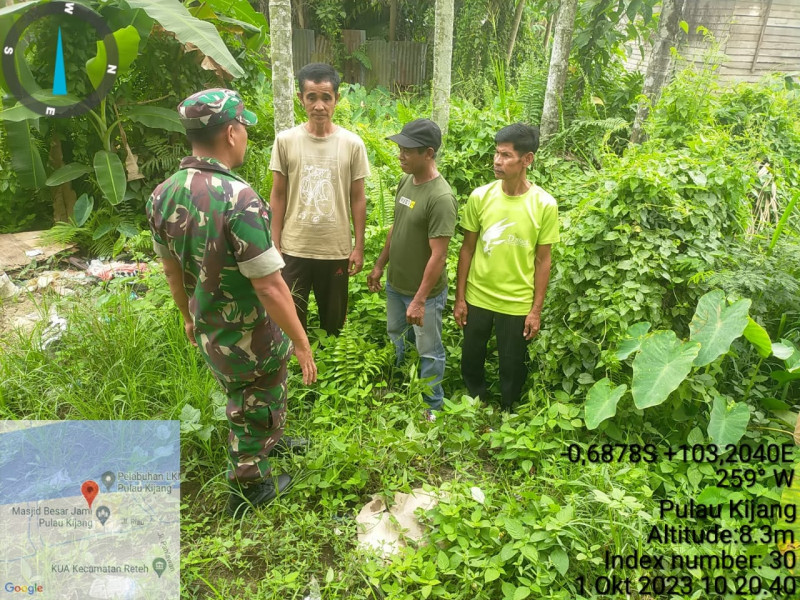 Patroli Rutin Terkait Karhutla Bersama Babinsa Koramil 07/Reteh dan Warga Setempat