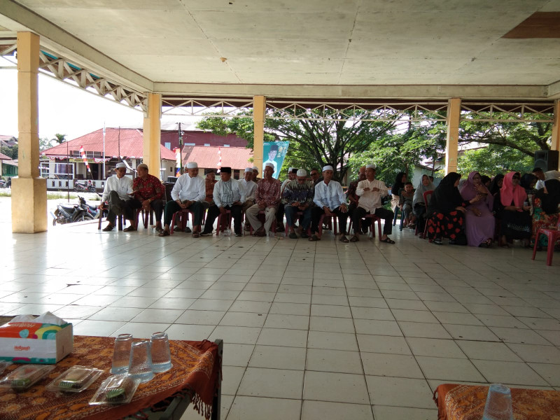 Danramil 05/GAS Lettu Czi Selamet.H Menghadiri Penyambutan Rombongan Jemaah Haji Di Lapangan Tetatak Sepakat