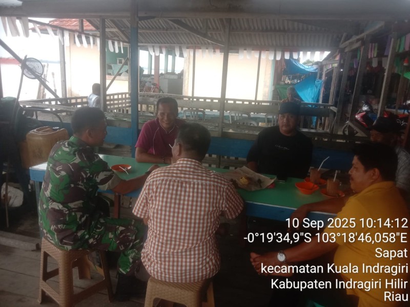 Laksanakan Tanggung Jawab Sebagai Babinsa Koramil 04/Kuindra Rutin Laksanakan Komsos di Kampung Pancasila