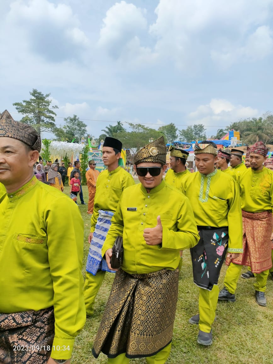 Ahmad Ependi : Ribuan Peserta Pawai Meriah Ini Hendaknya Jadi Doa Menggemakan Nilai Al-Qur'an