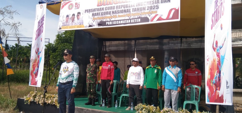 Babinsa Koramil 07/Reteh Turut Ikuti Upacara HUT PGRI ke-80 dan Hari Guru Nasional