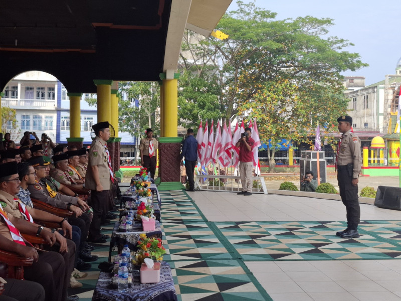 Babinsa Koramil 05/Gas Pratu Sandi Menjadi Komandan Upacara Hari Ulang Tahun Pramuka Ke-63