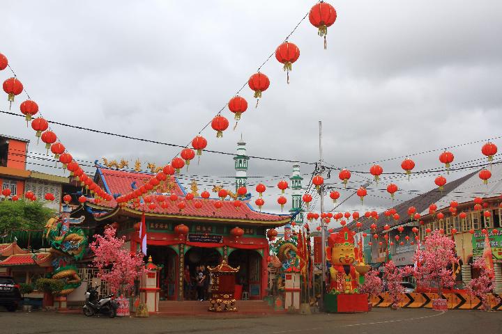 7 Kota di Indonesia Ini Rayakan Imlek dengan Cara Unik