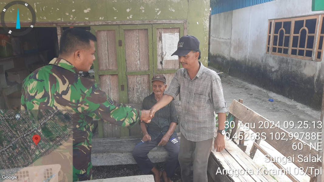 Sambangi Ketua RT, Inilah Pesan Babinsa Koramil 03/Tempuling