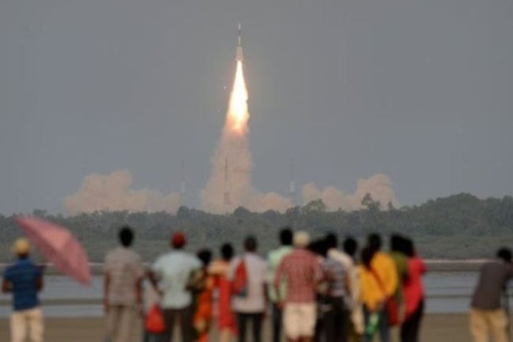 Baru 2 Hari Diluncurkan, India Kehilangan Kontak Dengan Satelitnya